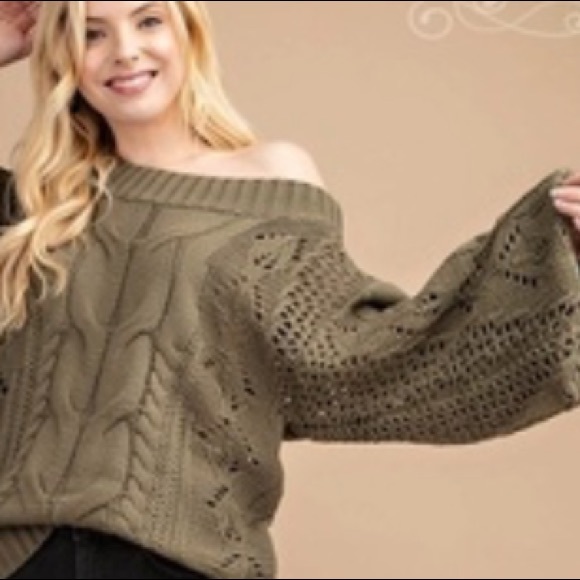 Kori Tops - LAST CALL! One left billowy sleeved sweater NWT!